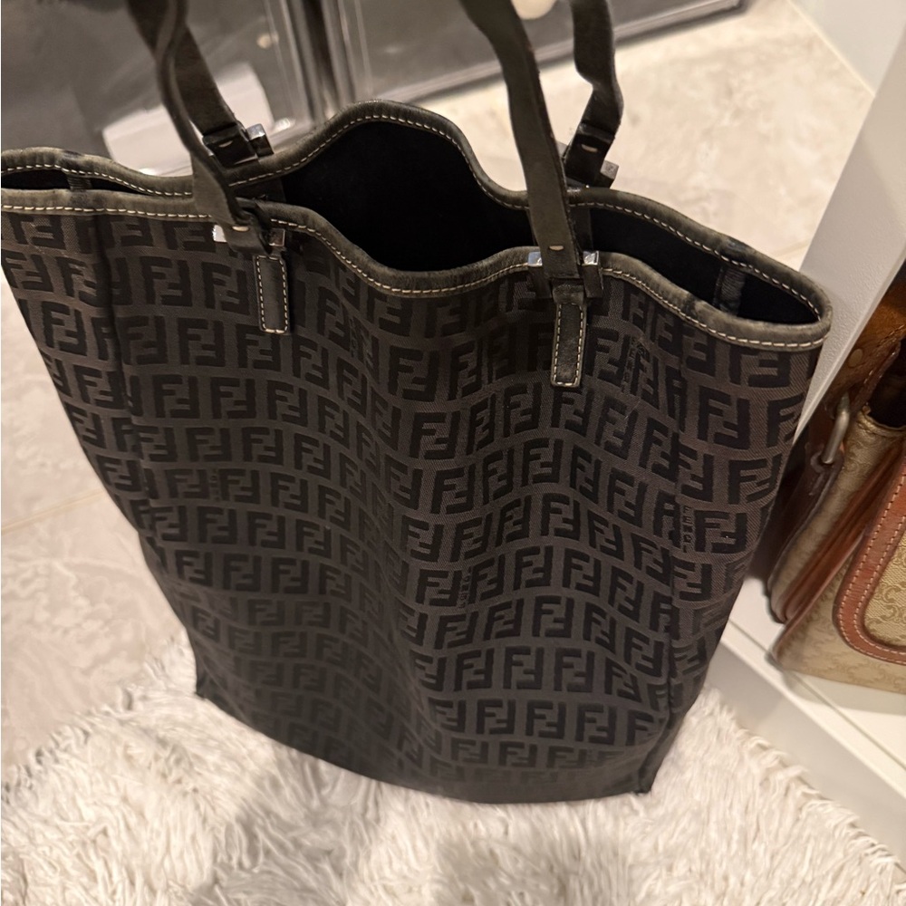 Fendi Black and Brown Monogram Tote - Picture 3 of 4